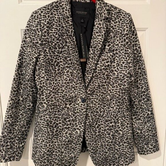 Banana Republic Jackets & Blazers - NEW Banana Republic Size 4 Long & Lean Leopard Print Tailored Blazer